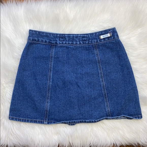Brandy Melville Mini Button Down Jean Skirt #41N - Picture 3 of 5